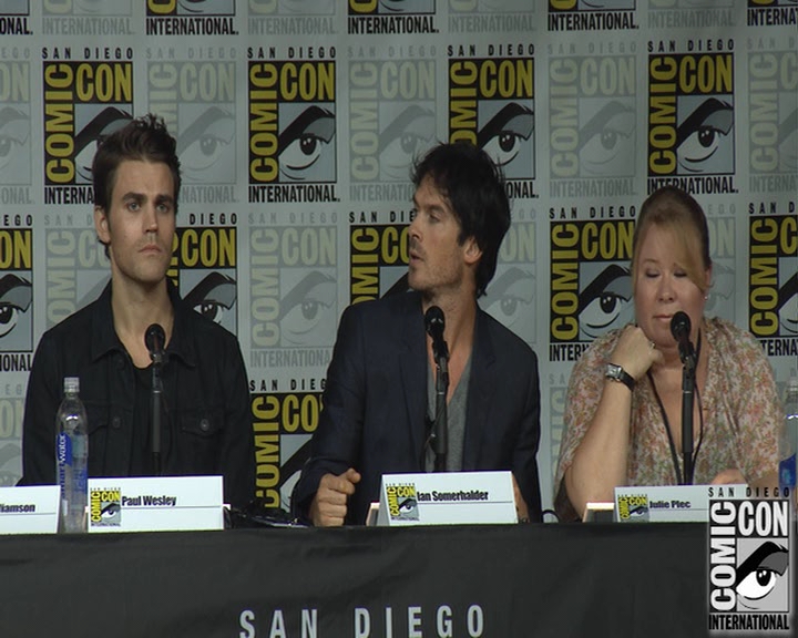 VampireDiaries-dot-nl_VampireDiaries-S8-2016Comic-ConPanel1074.jpg