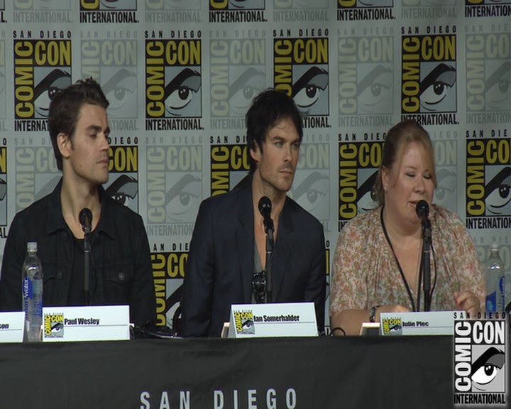 VampireDiaries-dot-nl_VampireDiaries-S8-2016Comic-ConPanel1123.jpg