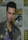 VampireDiaries-dot-nl_VampireDiaries-S8-2016Comic-ConPanel0718.jpg