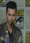 VampireDiaries-dot-nl_VampireDiaries-S8-2016Comic-ConPanel0722.jpg