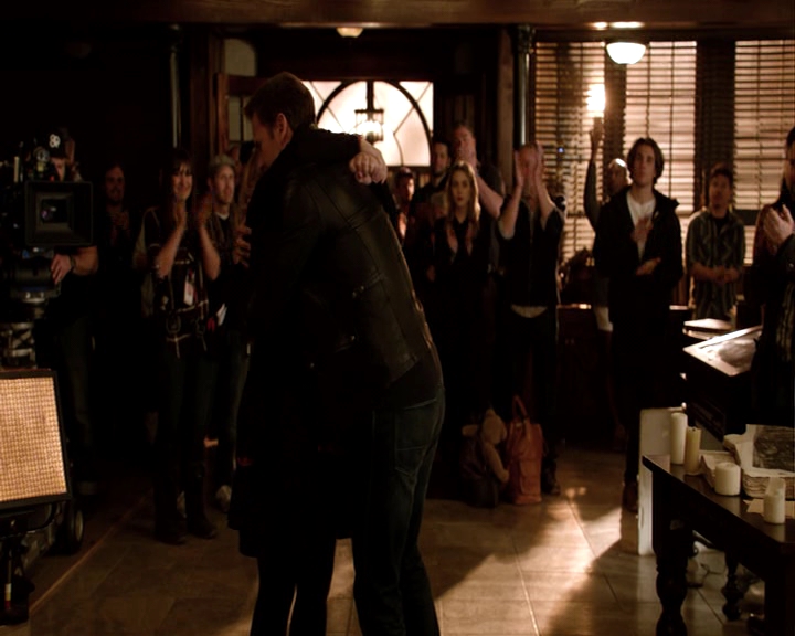 VampireDiaries-dot-nl_VampireDiaries-S8LastDayAsAVampire0195.jpg