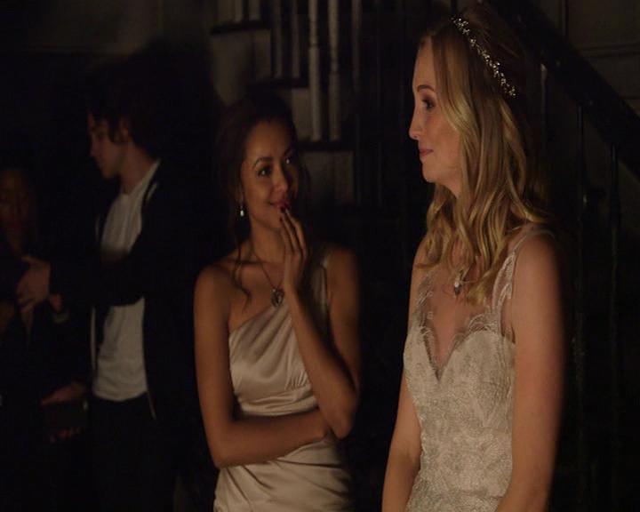 VampireDiaries-dot-nl_VampireDiaries-S8LastDayAsAVampire0475.jpg