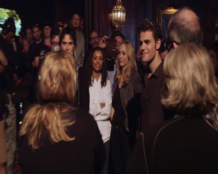 VampireDiaries-dot-nl_VampireDiaries-S8LastDayAsAVampire0653.jpg