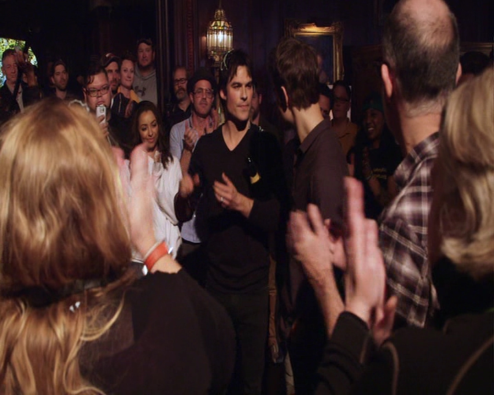 VampireDiaries-dot-nl_VampireDiaries-S8LastDayAsAVampire0716.jpg