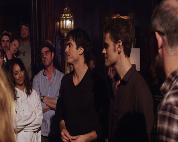 VampireDiaries-dot-nl_VampireDiaries-S8LastDayAsAVampire0734.jpg