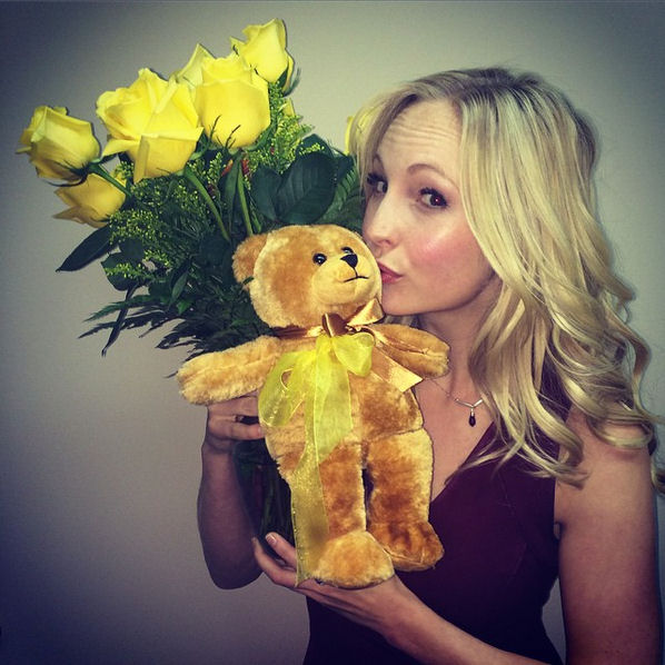 April 13: Damn I got a good hubby! Stopping to smell the roses on my last day of filming thanks to @josekingseco #bearygrateful #solongseasonsix #seeyasoonseasonseven
