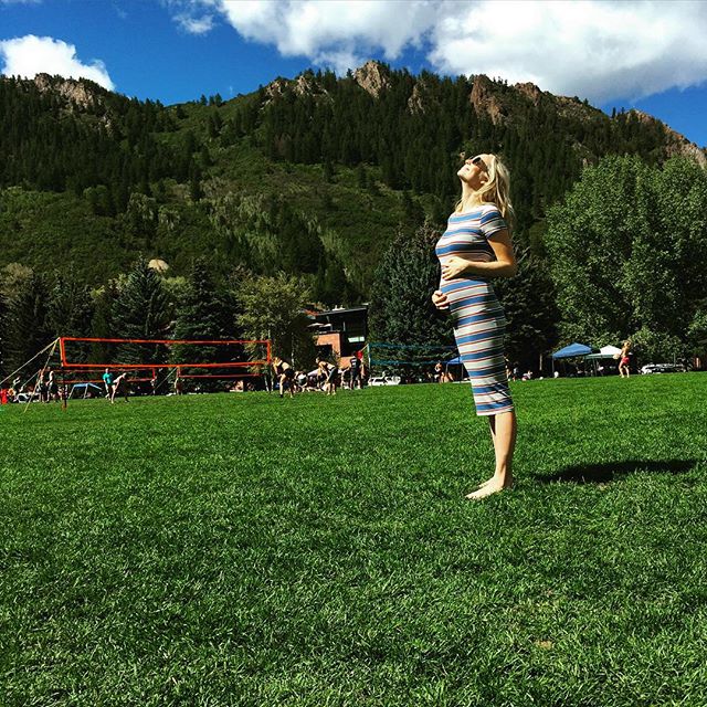 September 6: Green grass and blue skies in mountain time😎 Happy Labor Day weekend everyone! 
