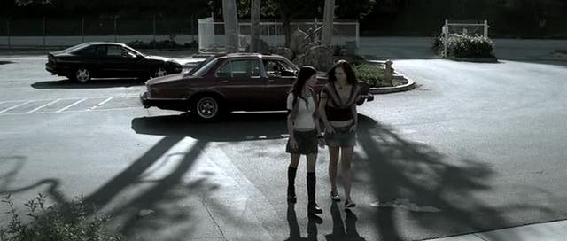 VampireDiariesWorld-dot-org_OnTheDoll0906.jpg