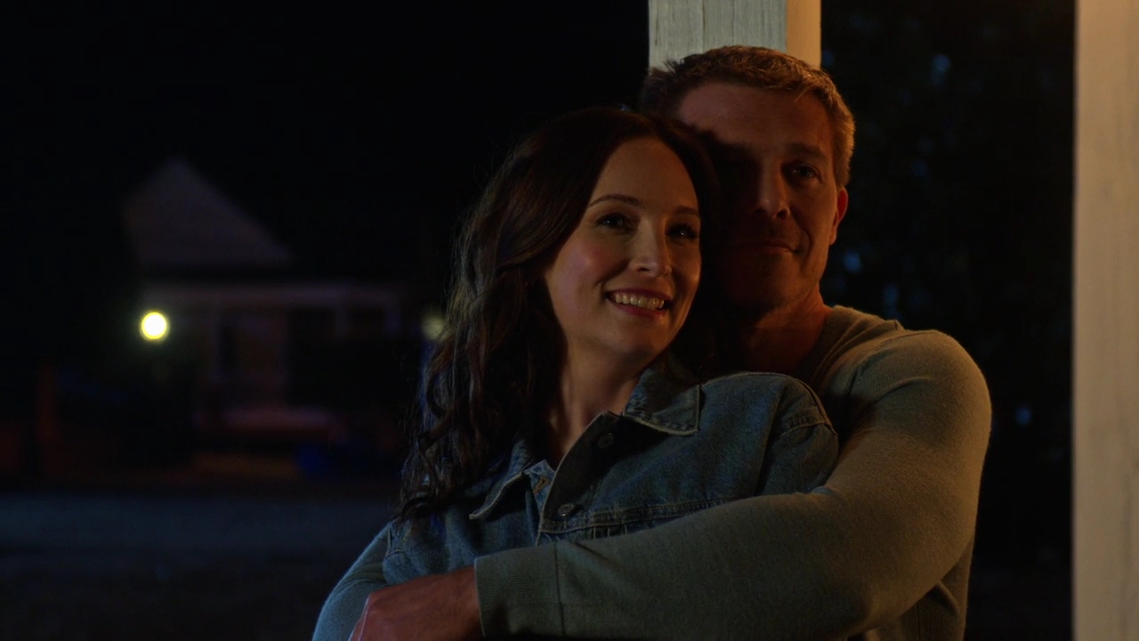 VampireDiariesWorld-dot-nl_SuitcaseKillerTheMelanieMcGuireStory0431.jpg