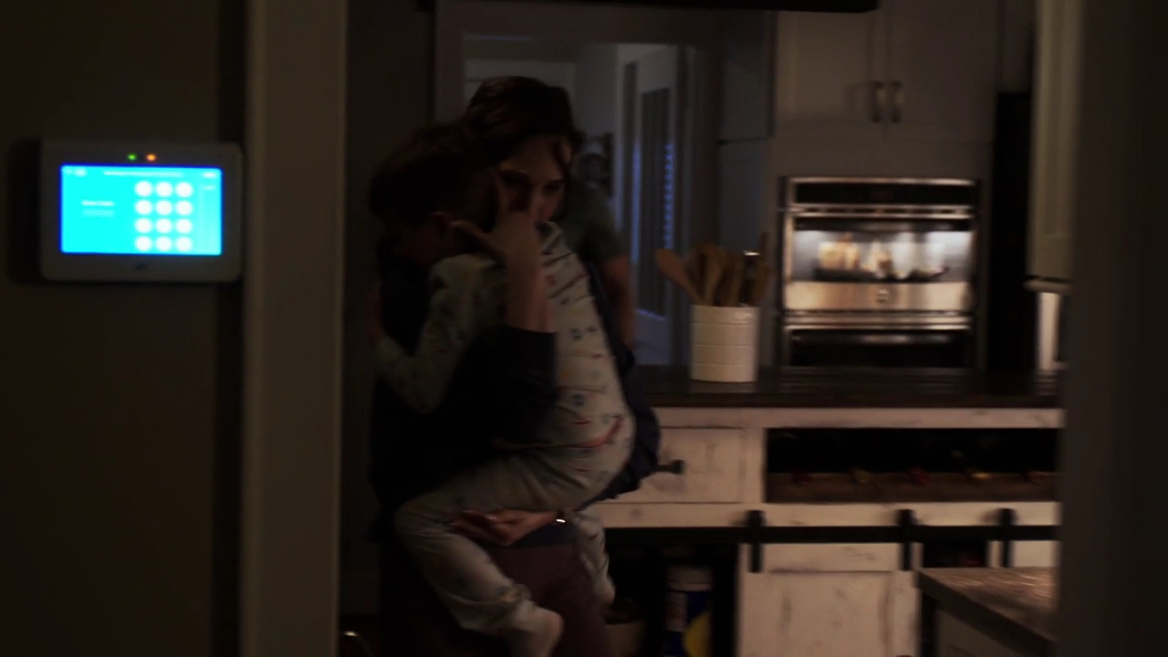 VampireDiariesWorld-dot-nl_SuitcaseKillerTheMelanieMcGuireStory4200.jpg