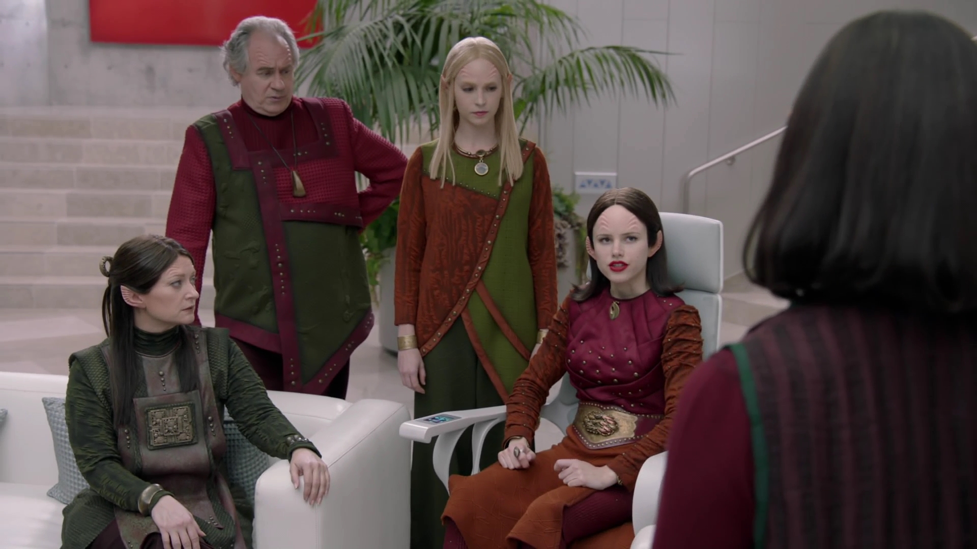 VampireDiariesWorld-dot-nl_TheOrville2x03-1193.jpg