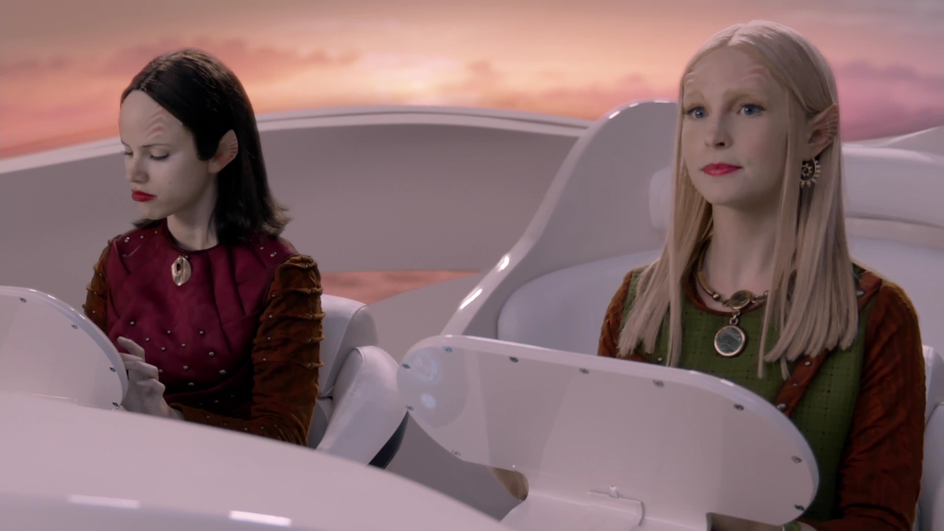 VampireDiariesWorld-dot-nl_TheOrville2x03-1299.jpg