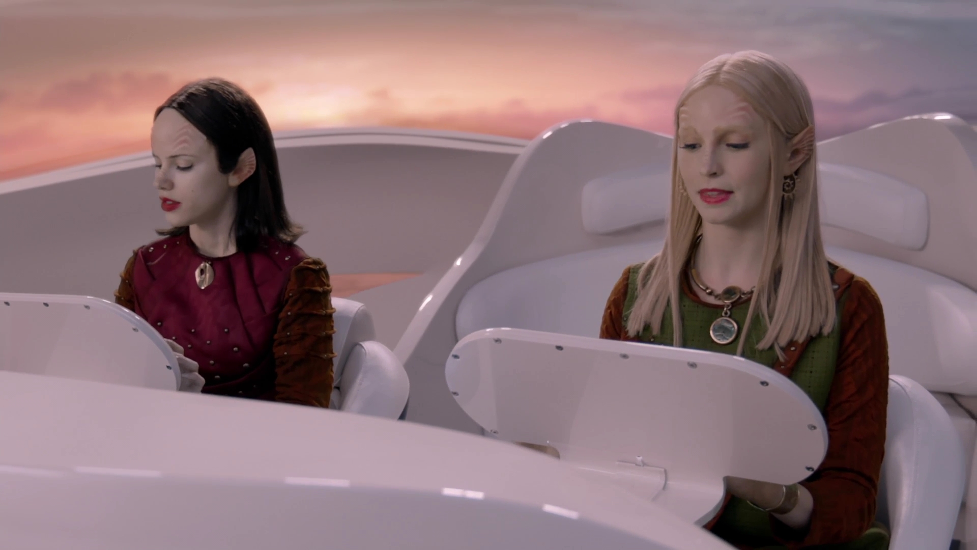 VampireDiariesWorld-dot-nl_TheOrville2x03-1304.jpg