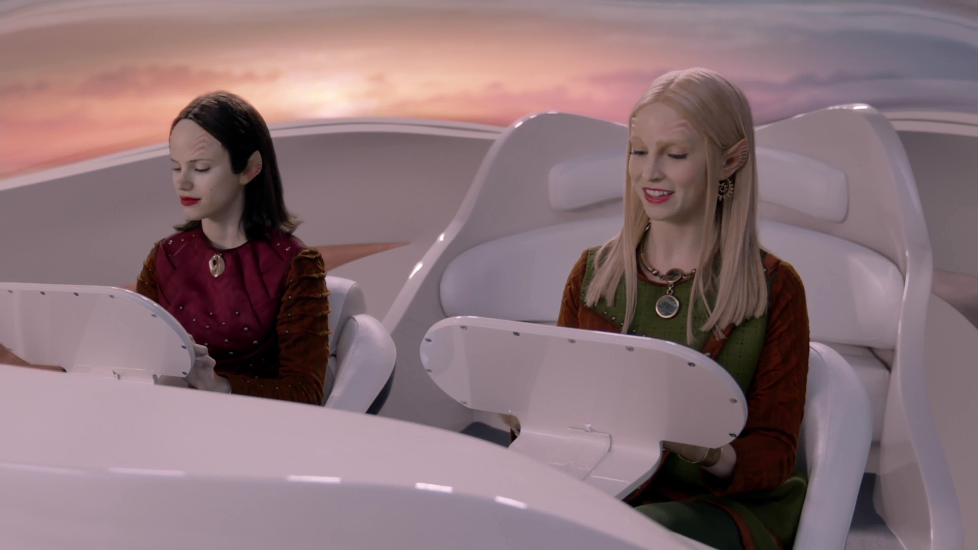 VampireDiariesWorld-dot-nl_TheOrville2x03-1308.jpg