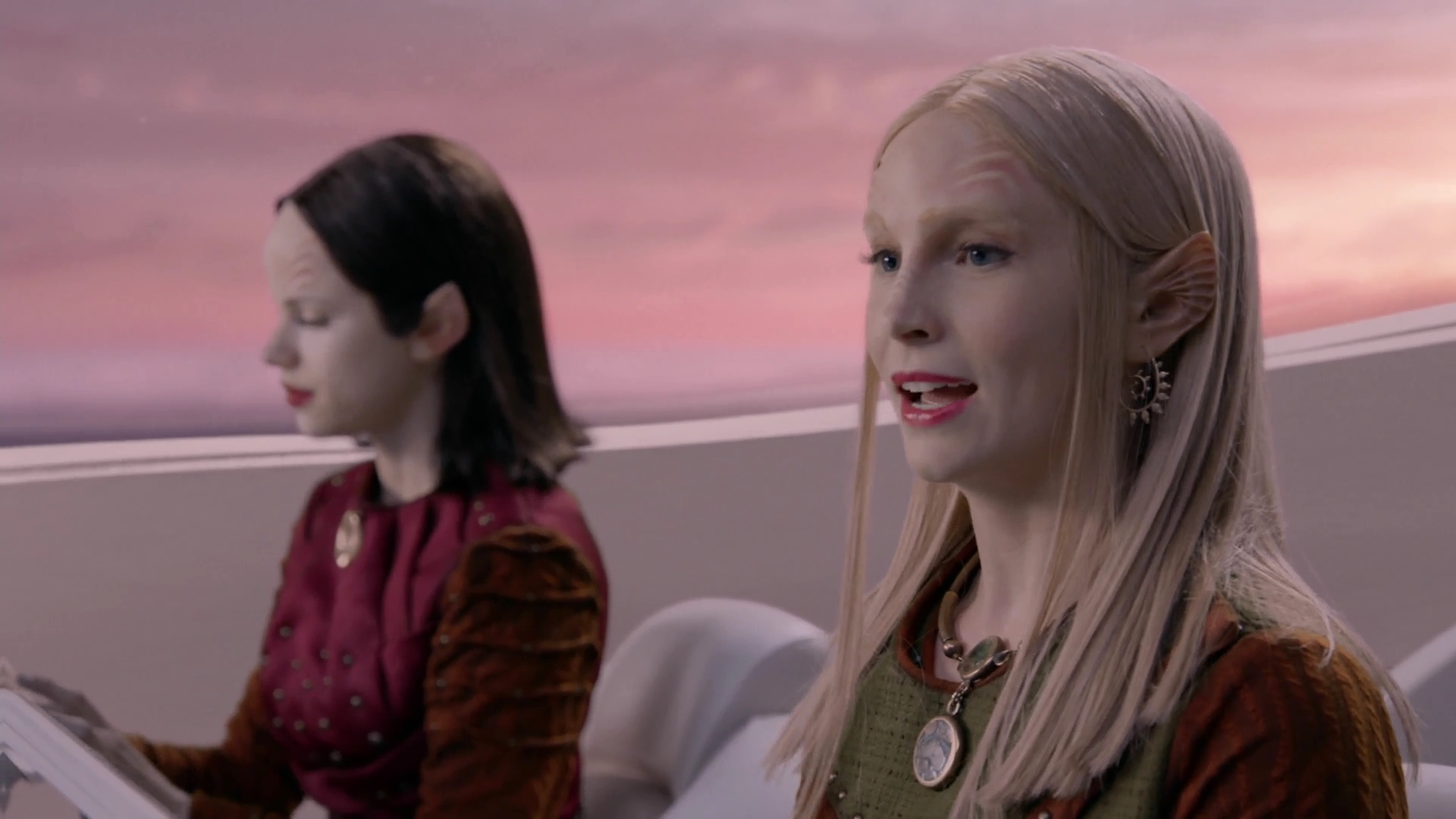 VampireDiariesWorld-dot-nl_TheOrville2x03-1325.jpg