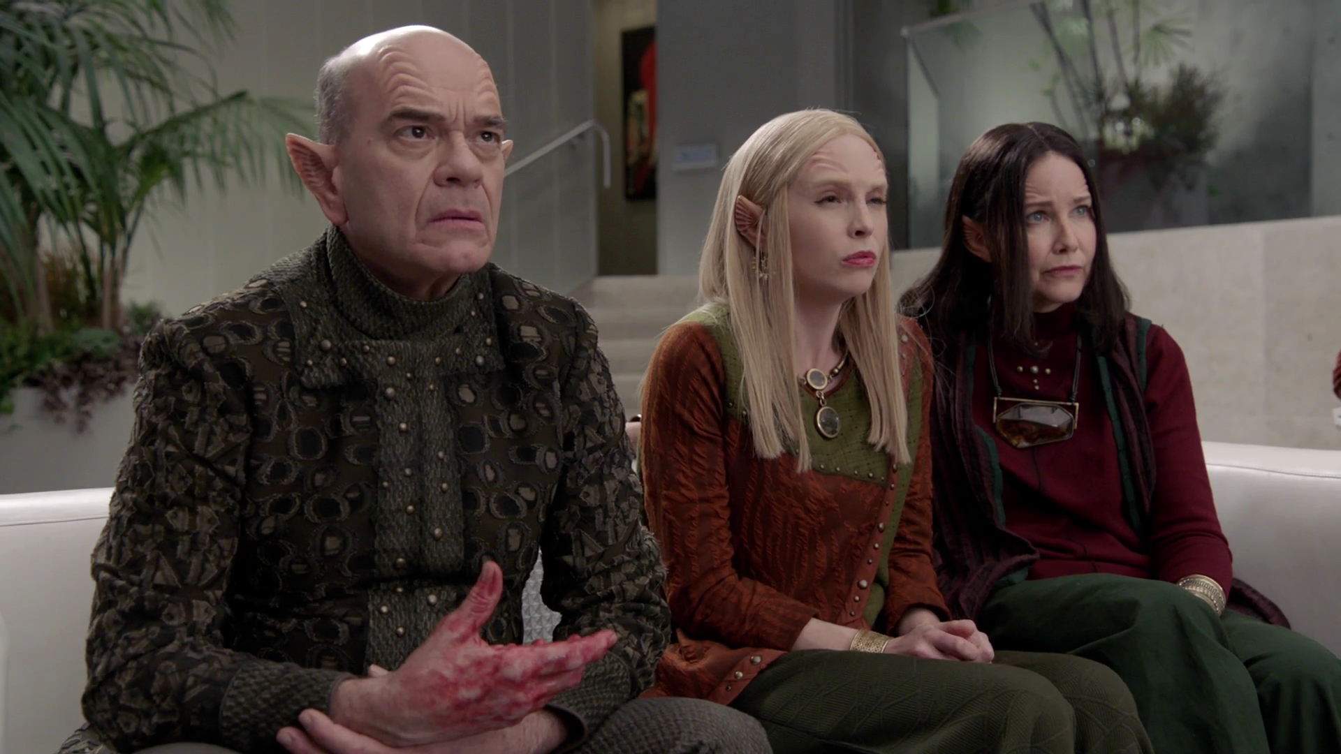 VampireDiariesWorld-dot-nl_TheOrville2x03-1646.jpg