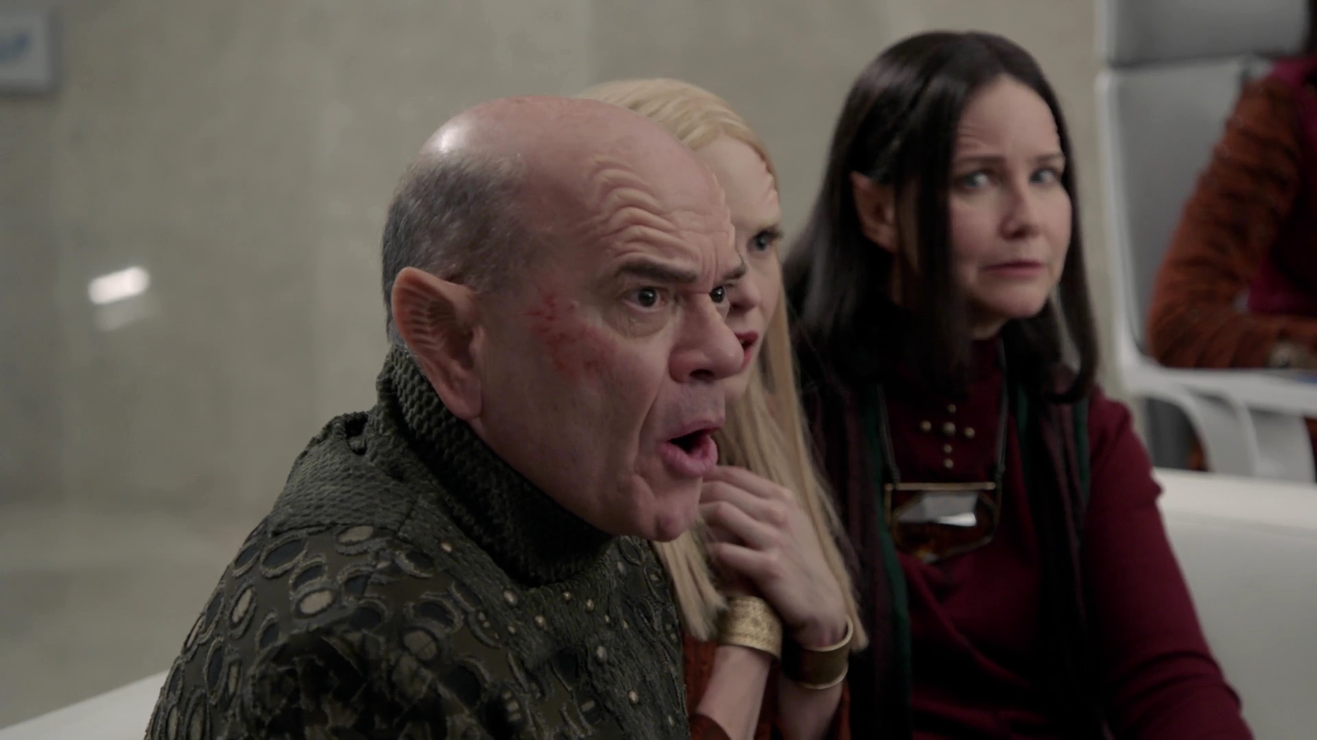 VampireDiariesWorld-dot-nl_TheOrville2x03-1836.jpg