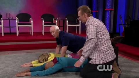 VampireDiariesWorld-dot-org_WhoseLineIsItAnyway1x03-1092.jpg