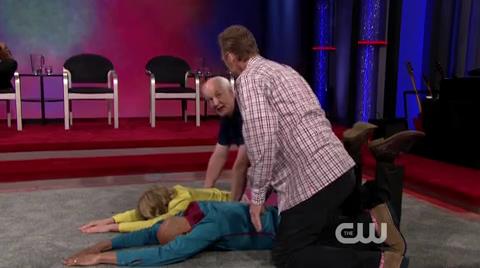 VampireDiariesWorld-dot-org_WhoseLineIsItAnyway1x03-1095.jpg