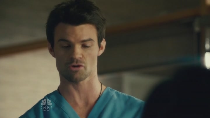 VampireDiariesWorld-dot-org_SavingHopeS01E03-1105.jpg