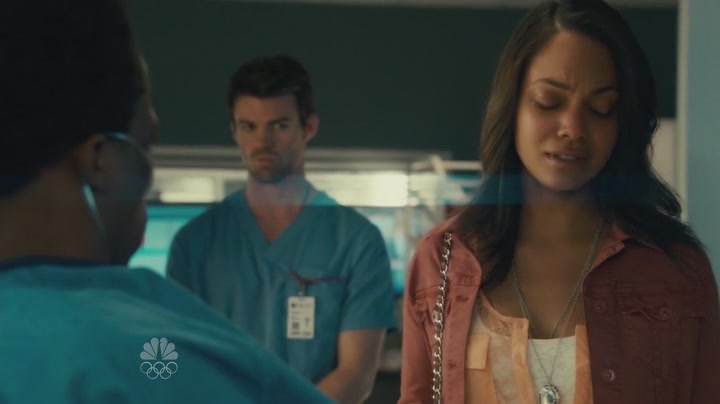 VampireDiariesWorld-dot-org_SavingHopeS01E03-1440.jpg
