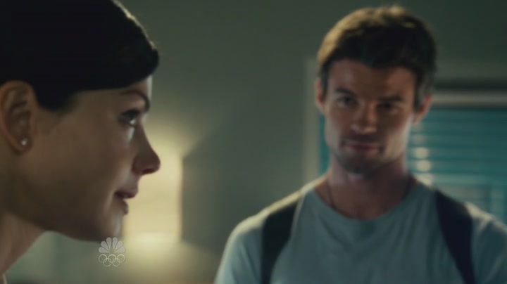VampireDiariesWorld-dot-org_SavingHopeS01E03-2365.jpg