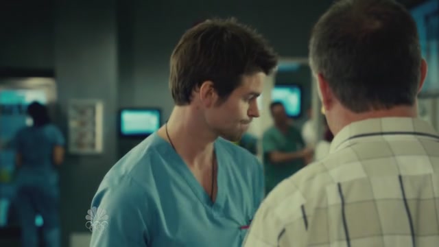 VampireDiariesWorld-dot-org_SavingHopeS01E04-1919.jpg