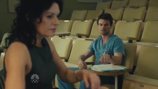 VampireDiariesWorld-dot-org_SavingHopeS01E05-0348.jpg