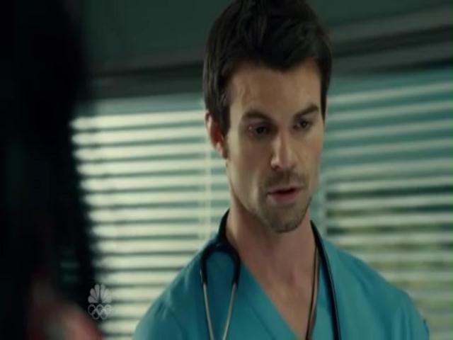VampireDiariesWorld-dot-org_SavingHopeS01E07-1804.jpg