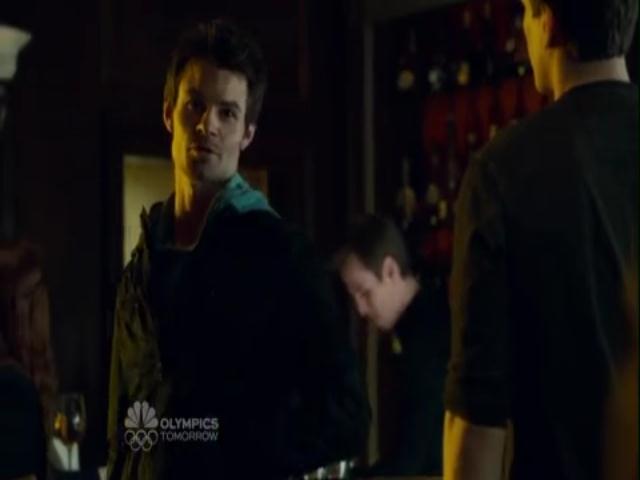VampireDiariesWorld-dot-org_SavingHopeS01E08-2113.jpg