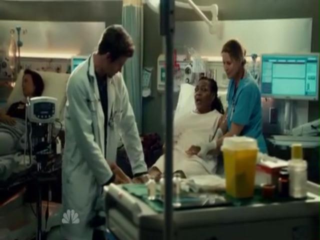 VampireDiariesWorld-dot-org_SavingHopeS01E09-0767.jpg