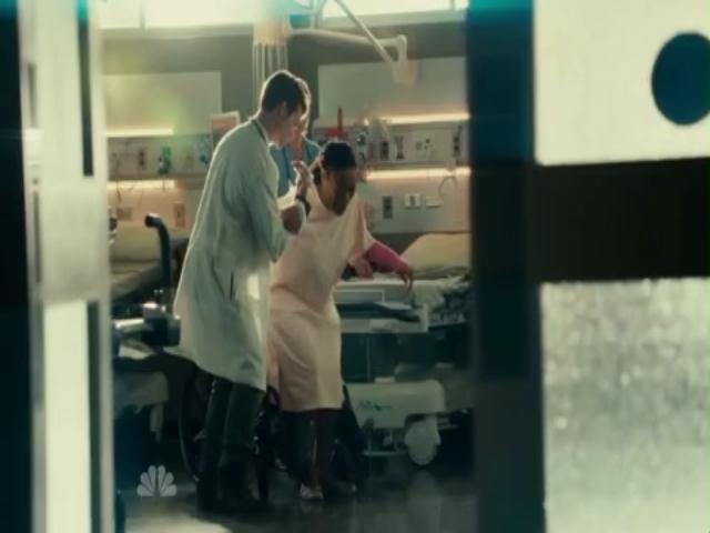 VampireDiariesWorld-dot-org_SavingHopeS01E09-2454.jpg