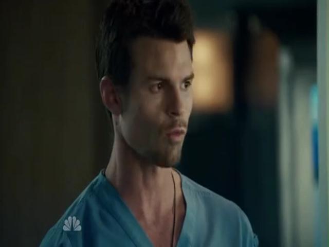 VampireDiariesWorld-dot-org_SavingHopeS01E11-1767.jpg