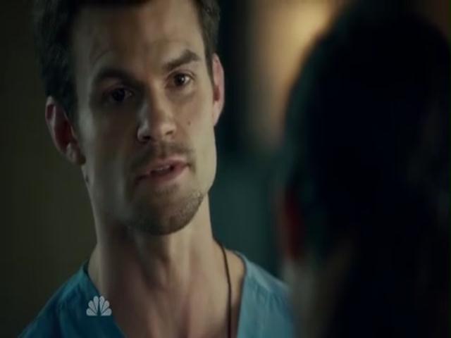 VampireDiariesWorld-dot-org_SavingHopeS01E11-1796.jpg