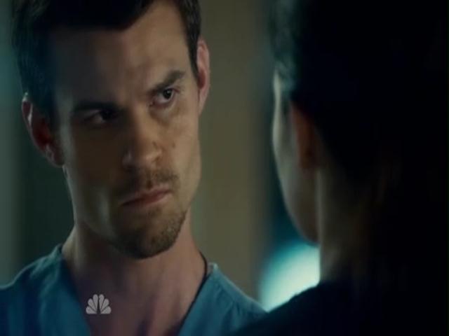 VampireDiariesWorld-dot-org_SavingHopeS01E11-1998.jpg