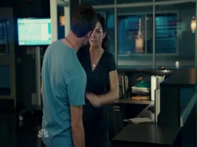 VampireDiariesWorld-dot-org_SavingHopeS01E11-2002.jpg