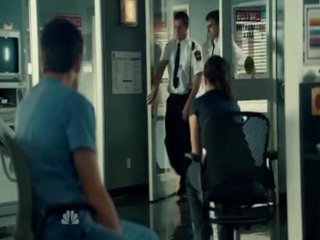 VampireDiariesWorld-dot-org_SavingHopeS01E11-2181.jpg