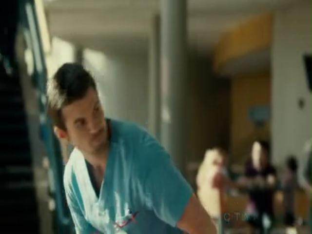VampireDiariesWorld-dot-org_SavingHopeS01E12-1619.jpg