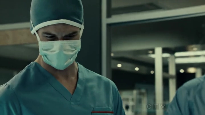 VampireDiariesWorld-dot-org_SavingHope2x01-1491.jpg