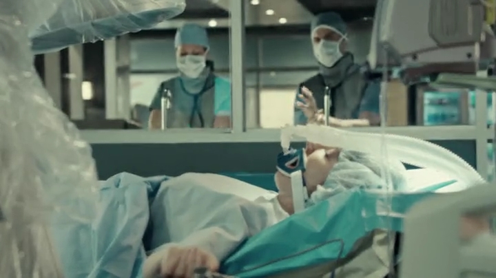 VampireDiariesWorld-dot-org_SavingHope2x01-1872.jpg