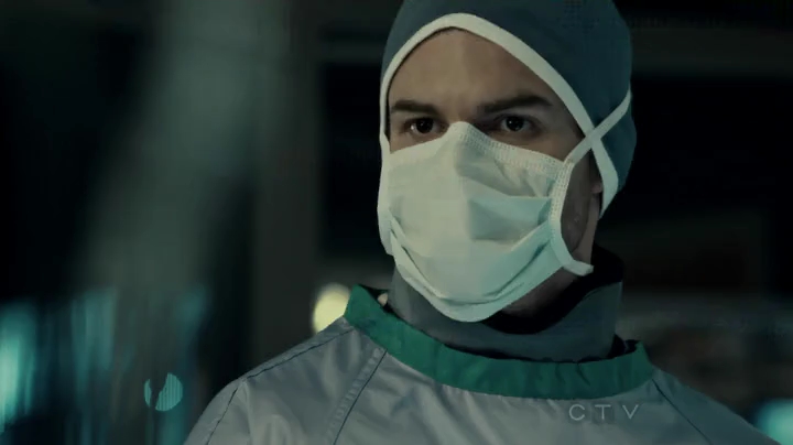 VampireDiariesWorld-dot-org_SavingHope2x01-1952.jpg