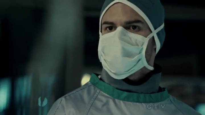 VampireDiariesWorld-dot-org_SavingHope2x01-1953.jpg
