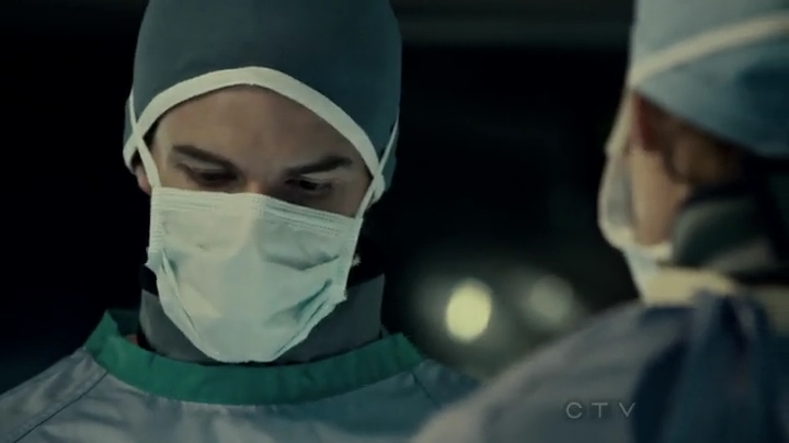 VampireDiariesWorld-dot-org_SavingHope2x01-2013.jpg