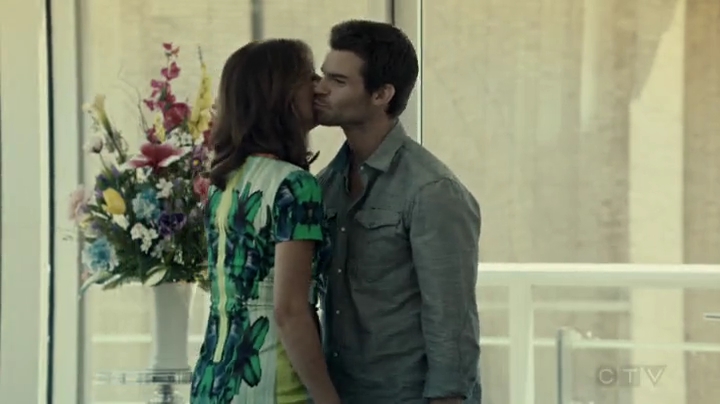 VampireDiariesWorld-dot-org_SavingHope2x05-0314.jpg