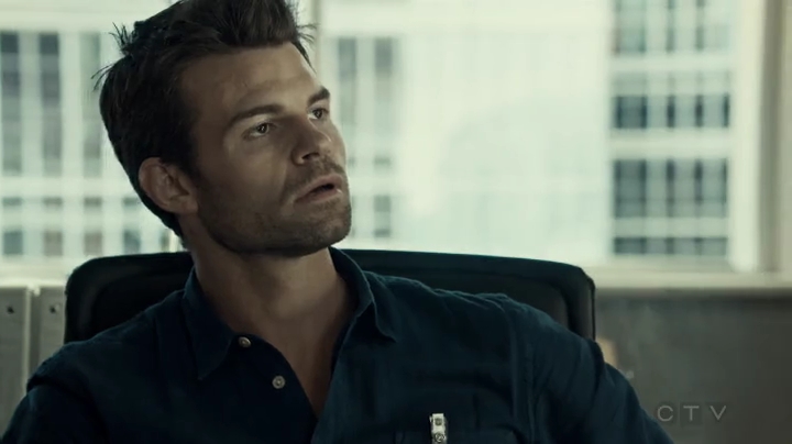 VampireDiariesWorld-dot-org_SavingHope2x06-1434.jpg