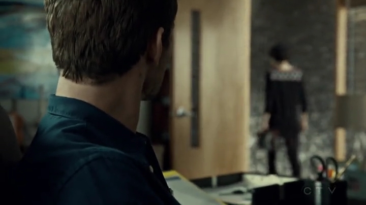 VampireDiariesWorld-dot-org_SavingHope2x06-1612.jpg