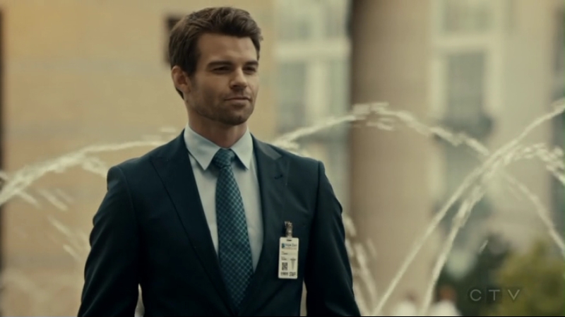 VampireDiariesWorld-dot-org_SavingHope2x11-2362.jpg