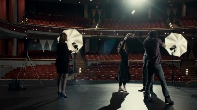 VampireDiariesWorld-dot-org_SavingHope2x12-0201.jpg