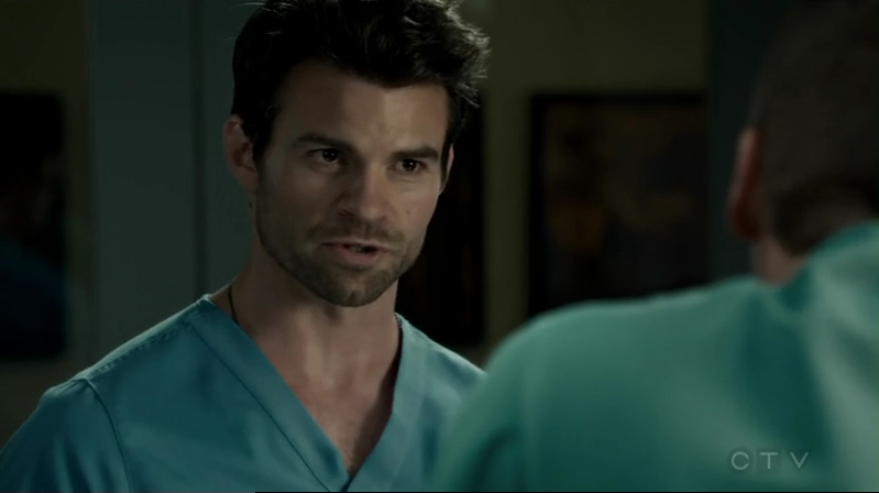VampireDiariesWorld-dot-org_SavingHope2x12-0775.jpg