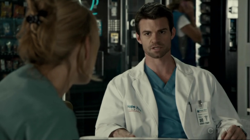 VampireDiariesWorld-dot-org_SavingHope2x12-1977.jpg